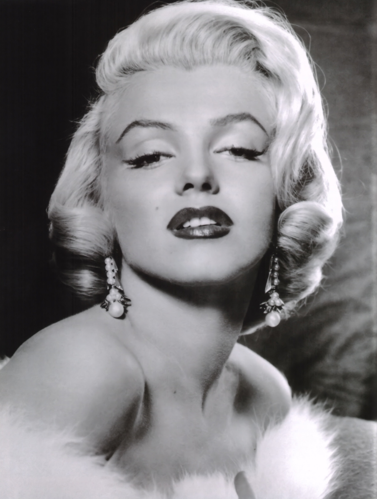 Bimbo Role Model Marilyn Monroe Pink Bimbo Academy
